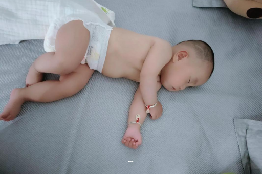 琼中宝宝咳嗽发烧拉肚子